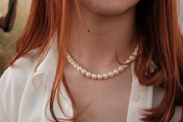 collier pearlora